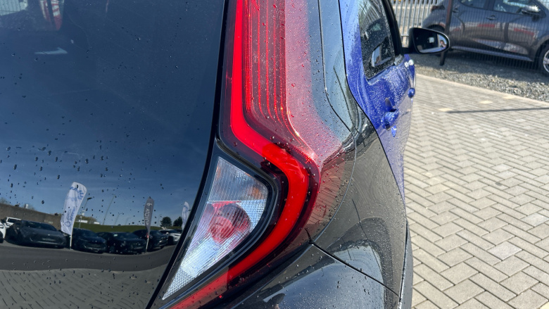 Toyota Aygo X 1.0 VVT-i Edge 5dr Petrol Hatchback